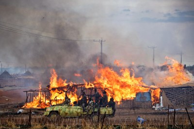 Homes burning in Abyei town (file photo).