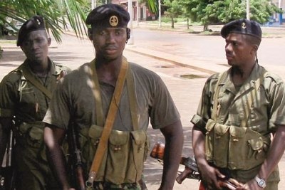 Soldiers on patrol in the capital Bissau. (file photo)