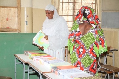 Un bureau de vote lors des élections législatives 2012