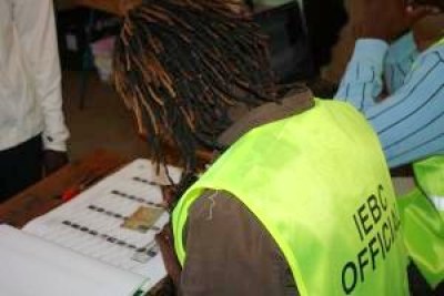 IEBC Clerk (file photo):Kenyans disappointed over missing names in the voter registry.