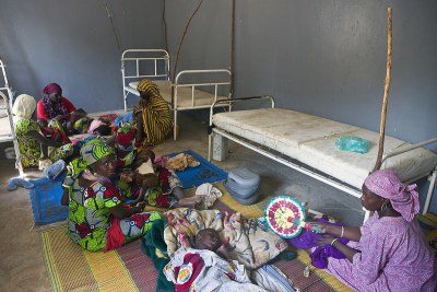 Refugee women and their children in a health center in  Bosso,  Niger (file photo).