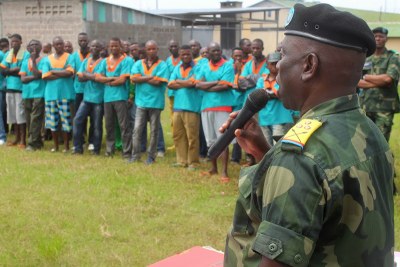 La libération des prisonniers militaires ayant bénéficié de la grâce présidentielle le 03/12/2013 à Kinshasa.
