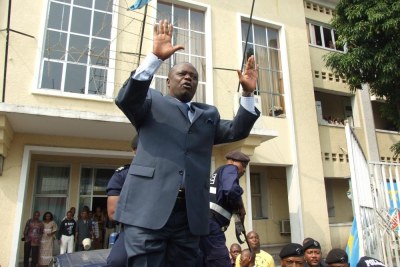 Dans une déclaration signée, à Kinshasa, le lundi 6 avril 2015, le Secrétaire Général de l'Udps, Bruno Mavungu, soutient qu'il s'agit là, parmi les morts, de leurs membres qui ont été décapités, éventrés et jetés au fleuve ou dans des fosses communes pendant les élections de 2011.