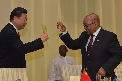 President Jacob Zuma and President Xi Jinping during the state banquet held at the Presidential Guest House in Pretoria.
 
President Jacob Zuma hosted his counterpart His Excellency the President of the People’s Republic of China, Mr Xi Jinping who is in South Africa on a State Visit.