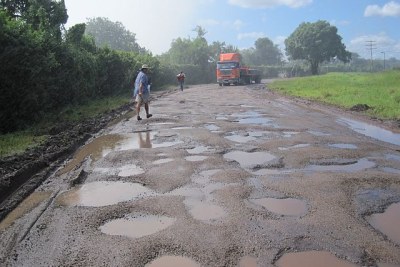 Zimbabwe's roads are like death traps.