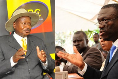 President Yoweri Museveni (L) and  Forum for Democratic Change leader Kizza Besigye.