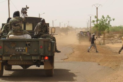 Un véhicule de l’armée malienne dans les rues de Gao.