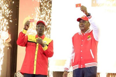Deputy President William Ruto (left) and President Uhuru Kenyatta at Safaricom Indoor Arena in Nairobi on January 13, 2017.