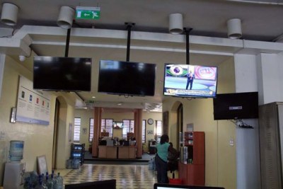 Blank screens of leading television stations NTV, Citizen and KTN and a live K24 one in the Nation newsrom on February 2.