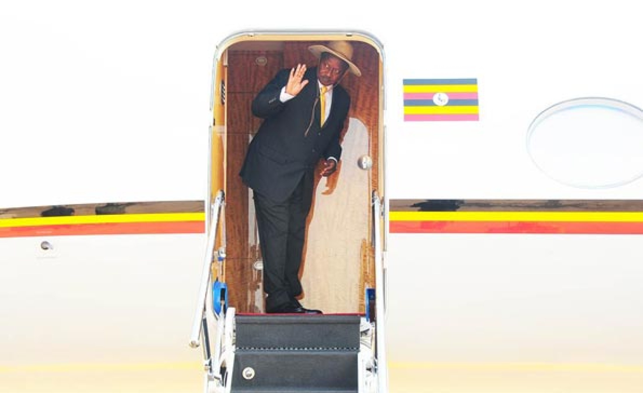 Uganda Museveni Pilots' Pay Increases 10 Times