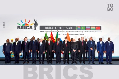 Les dirigeants des Brics (Brésil, Russie, Inde, Chine et Afrique du Sud) réunis en sommet à Johannesburg .