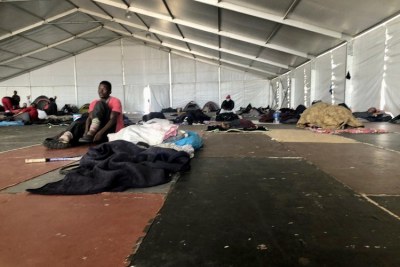 Hundreds of homeless people have been moved to the City of Cape Town’s temporary site at the Strandfontein Sports Grounds, as part of the response to COVID-19. Upon arrival, people are screened for the novel coronavirus. There are no other health services for the many underlying health issues, including mental health, substance dependency, and chronic illness. There are many people in the camp with chronic illnesses, such as HIV and TB, and there is no identifiable way that people with these conditions can get access to treatment. There is no protective equipment, such as masks, and there is one basin at each marquee for people to wash their hands.