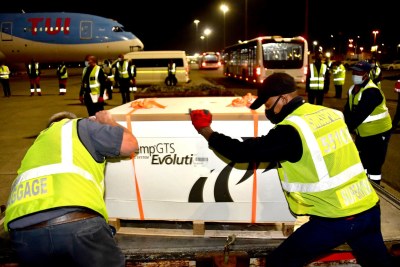 First Johnson & Johnson vaccines arrive in South Africa (file photo).