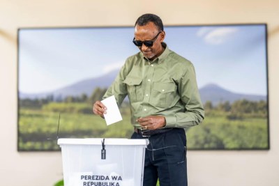 President Paul Kagame (file photo)